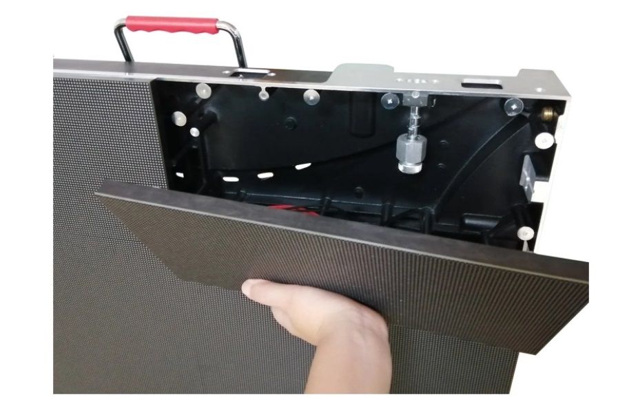 P2.5led display Front maintenance technology