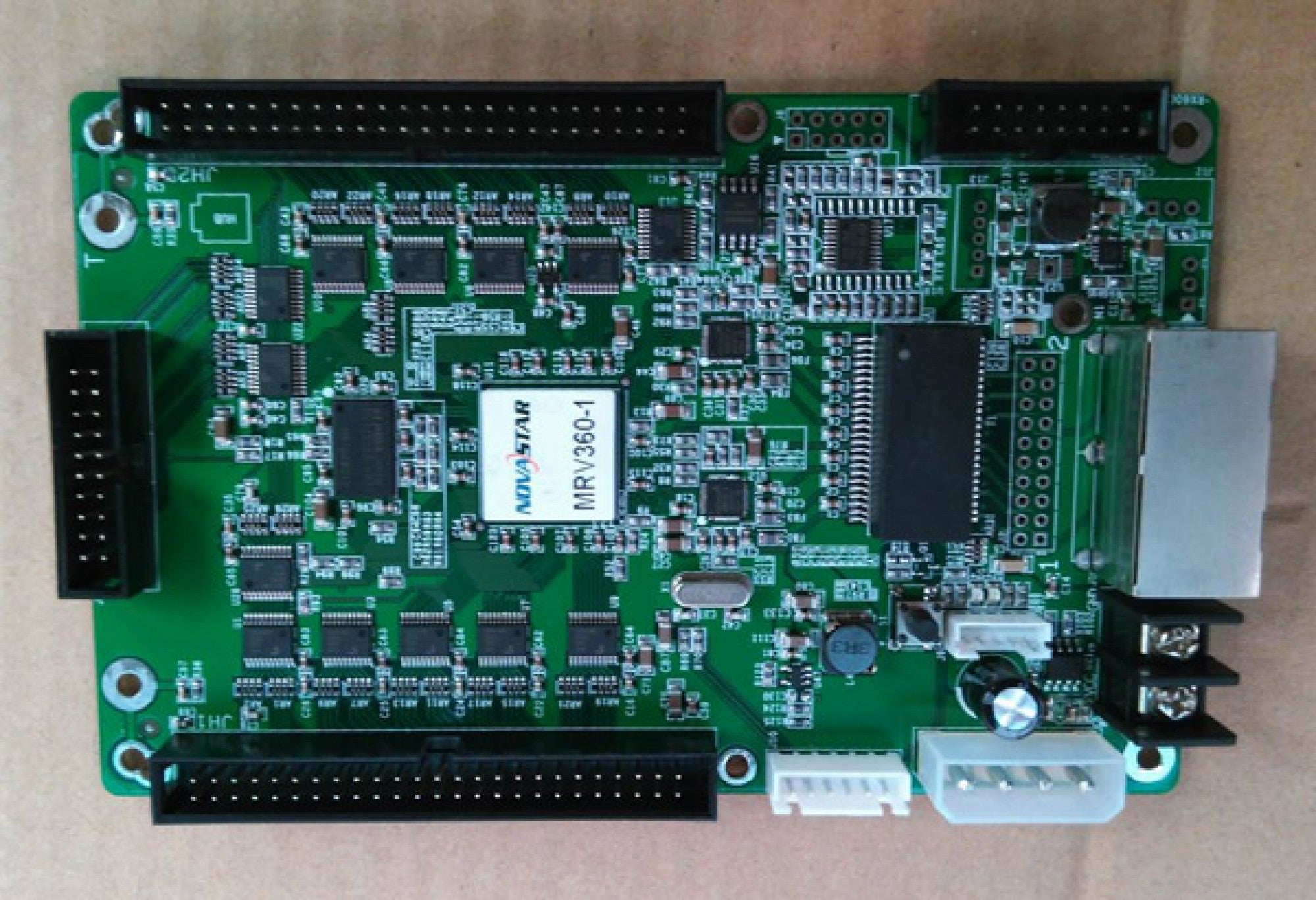 novastar_mrv360-1_led_full_color_receiving_card-1_1.jpg