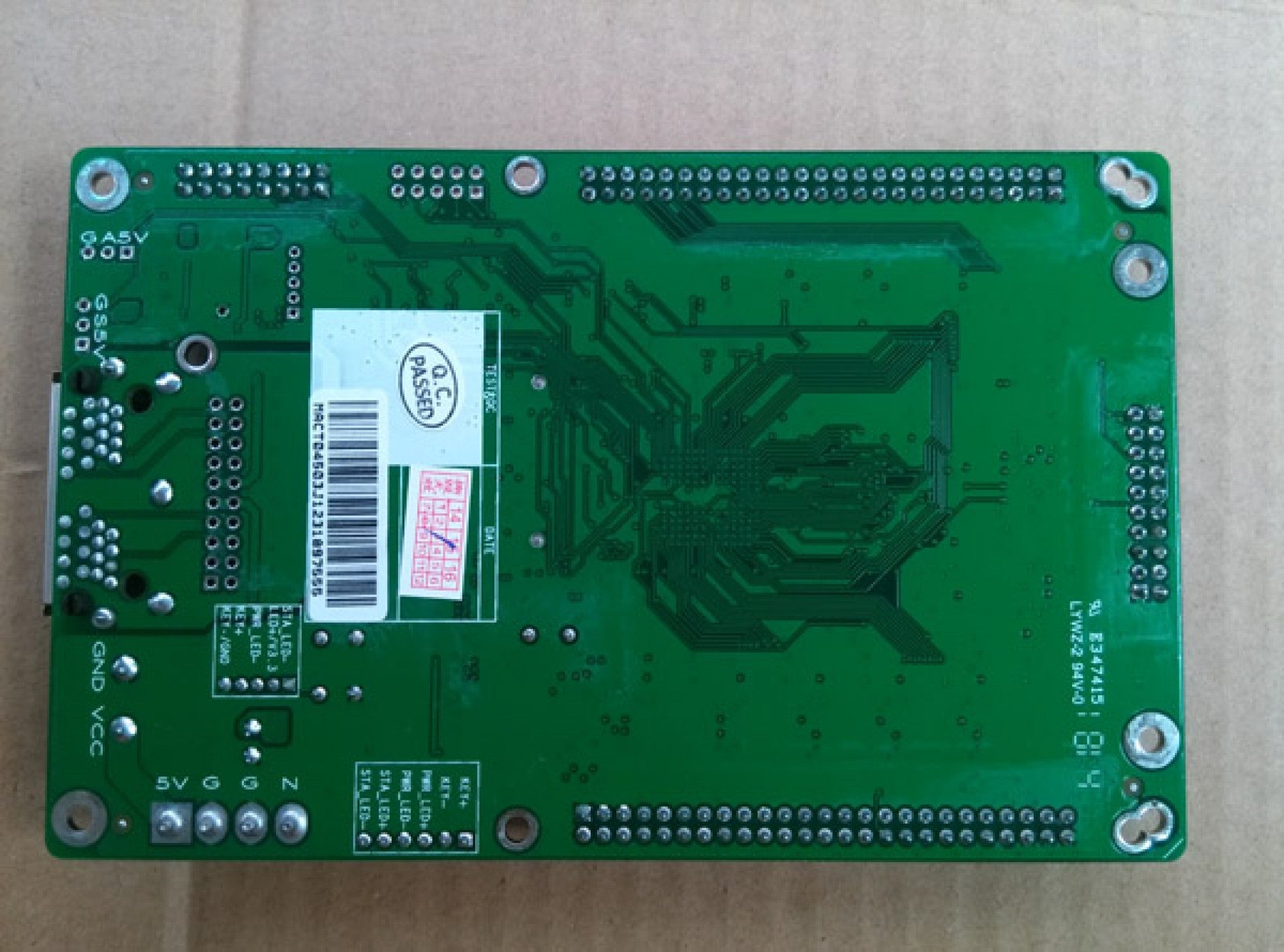 novastar_mrv360-1_led_full_color_receiving_card-1_2.jpg